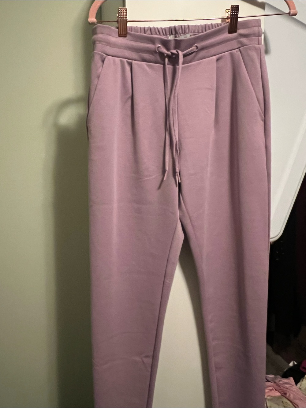 Ambition Pants 2.0 (NWT) Lavender, Size Small - Picture 6 of 10